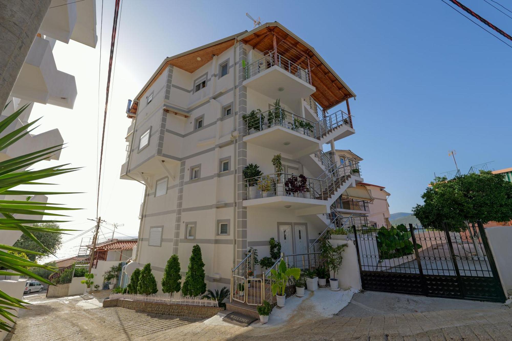 Hotel Angjelo Borsh Esterno foto
