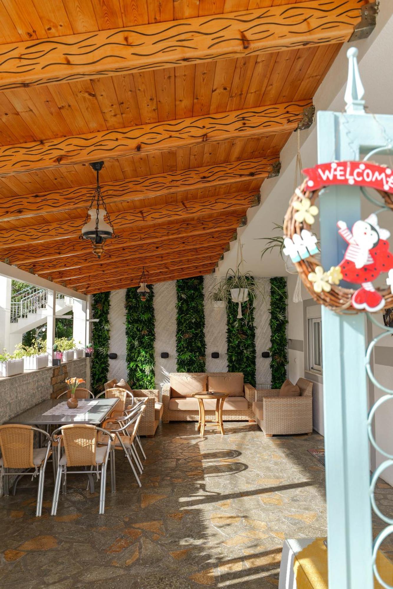 Hotel Angjelo Borsh Esterno foto