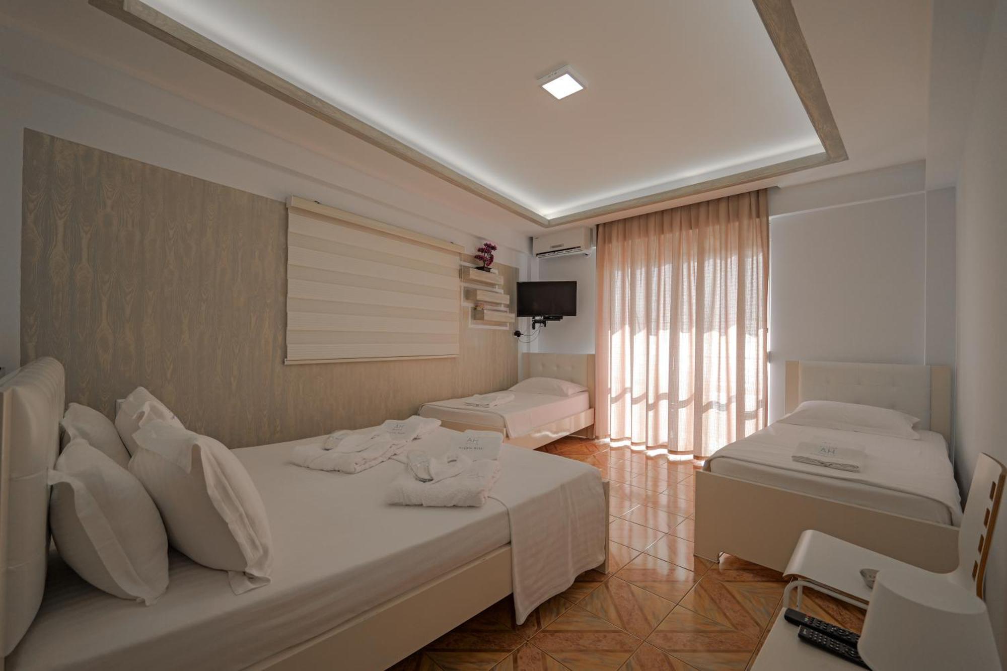 Hotel Angjelo Borsh Esterno foto